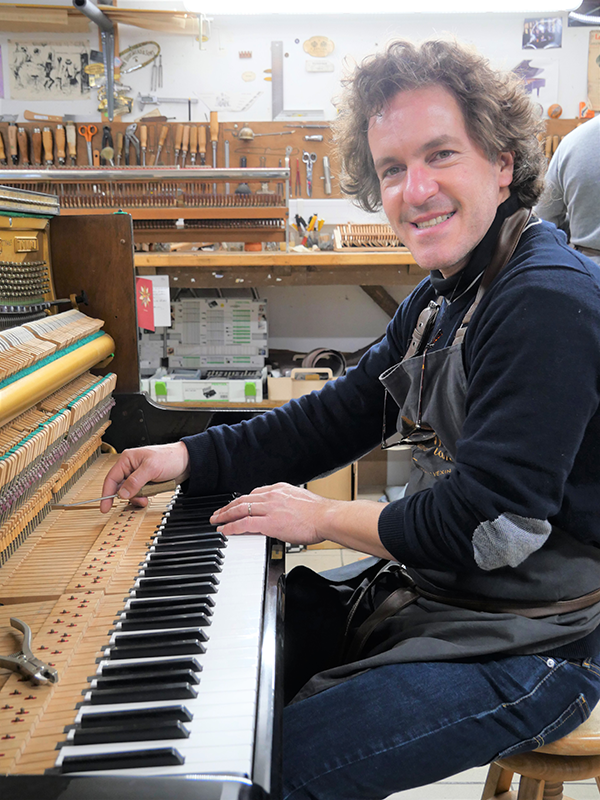 pianos artisan Nicolas Dumas
