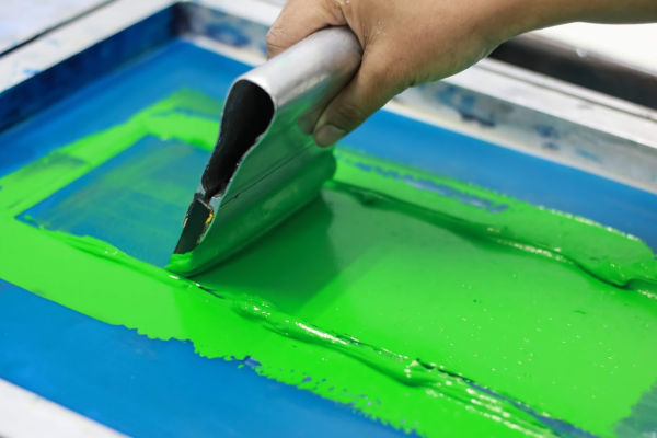 technique d'application de peinture en sérigraphie