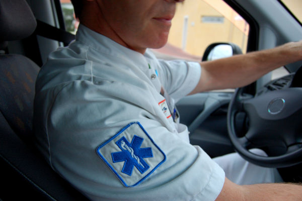 Ambulancier(ère)