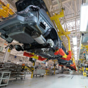 ligne de montage industrielle voitures