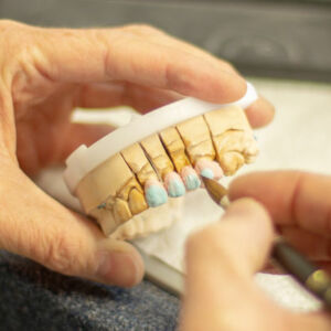 travail d'un dentier