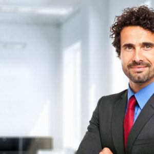 chef d entreprise souriant