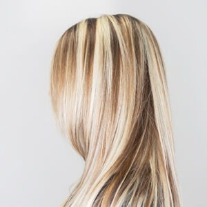 Balayage de différentes nuances de blond